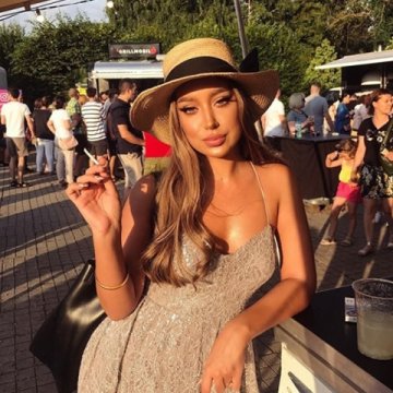 charlotte48 from Auckland,New Zealand